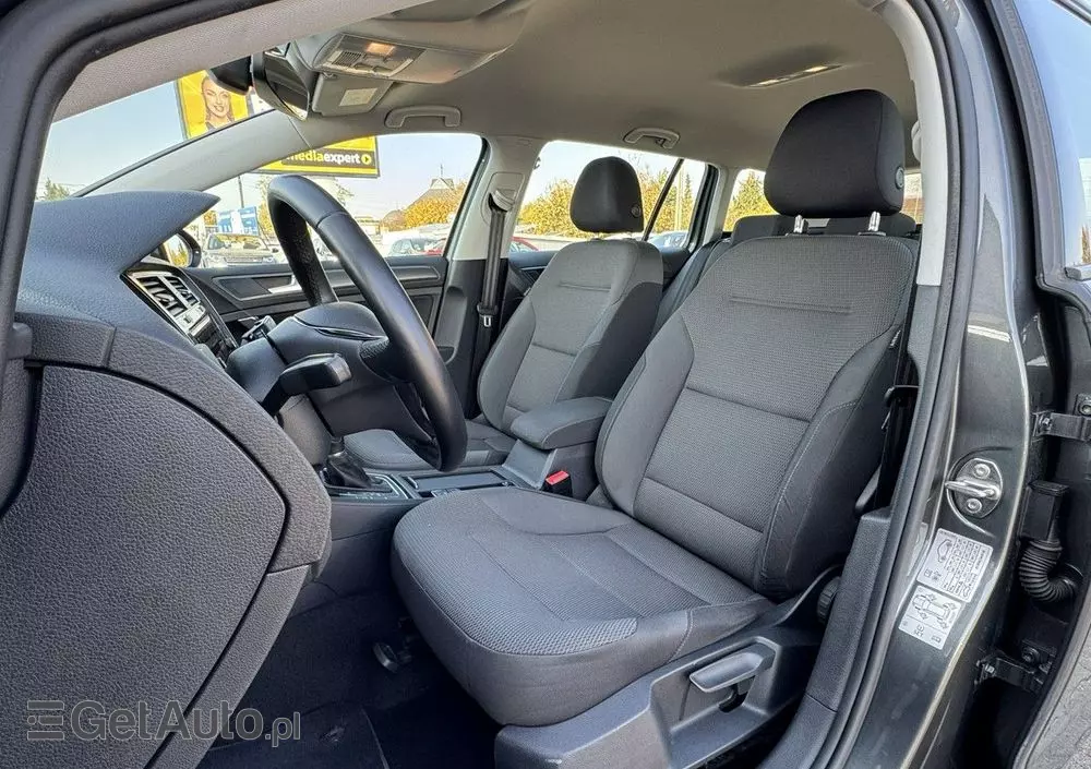 VOLKSWAGEN Golf Variant 1.0 TSI (BlueMotion Technology) DSG Comfortline