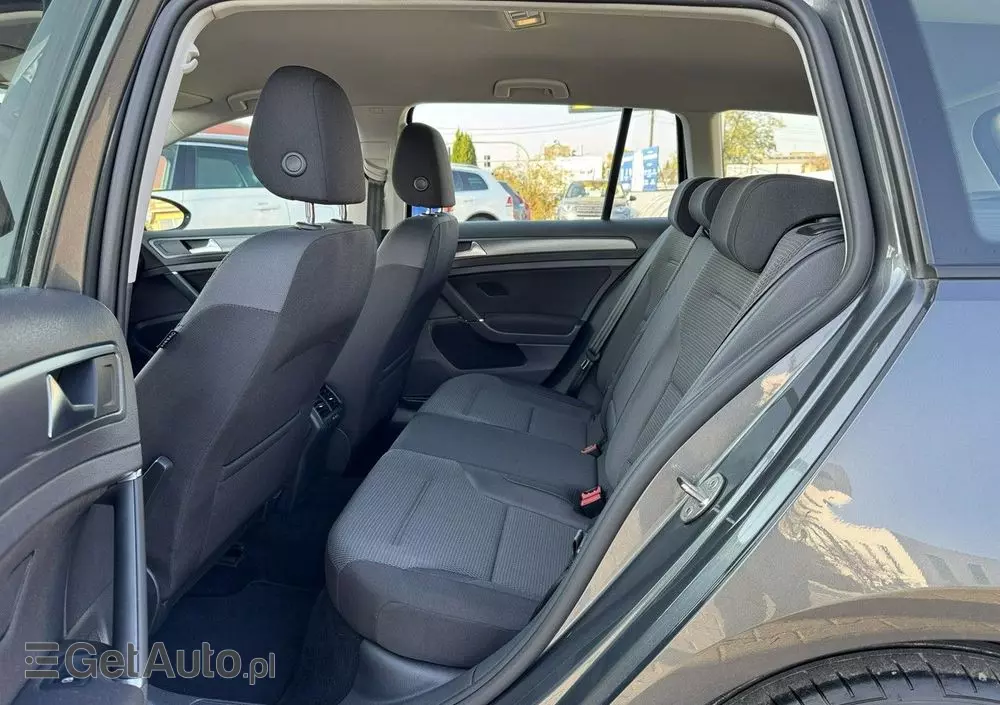 VOLKSWAGEN Golf Variant 1.0 TSI (BlueMotion Technology) DSG Comfortline