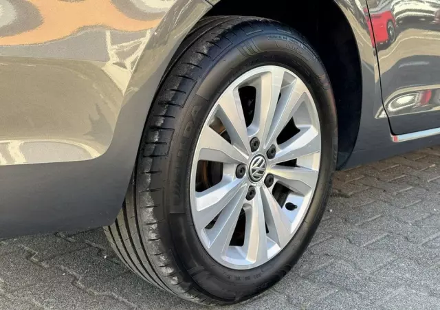 VOLKSWAGEN Golf Variant 1.0 TSI (BlueMotion Technology) DSG Comfortline