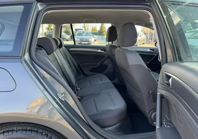 VOLKSWAGEN Golf Variant 1.0 TSI (BlueMotion Technology) DSG Comfortline