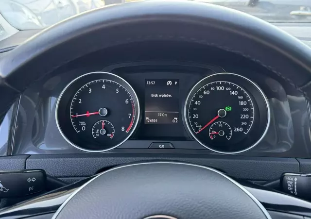 VOLKSWAGEN Golf Variant 1.0 TSI (BlueMotion Technology) DSG Comfortline