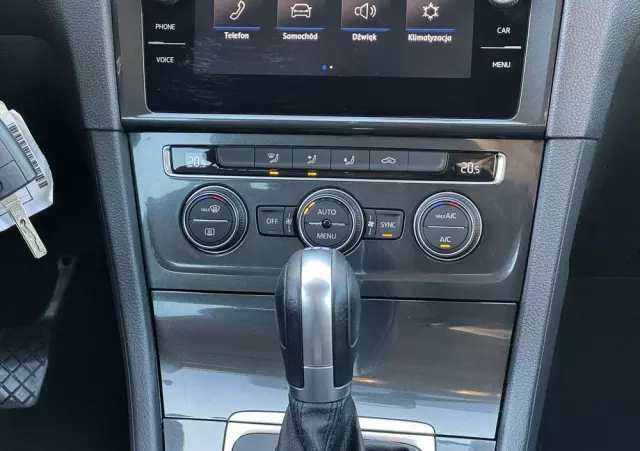 VOLKSWAGEN Golf Variant 1.0 TSI (BlueMotion Technology) DSG Comfortline