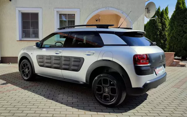 CITROËN C4 Cactus PureTech 82 Selection