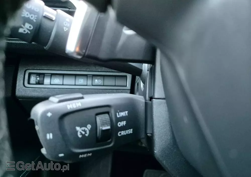 PEUGEOT 3008 1.6 PureTech Hybrid PHEV Allure Pack S&S EAT8