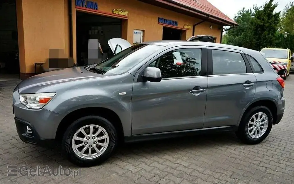 MITSUBISHI ASX 