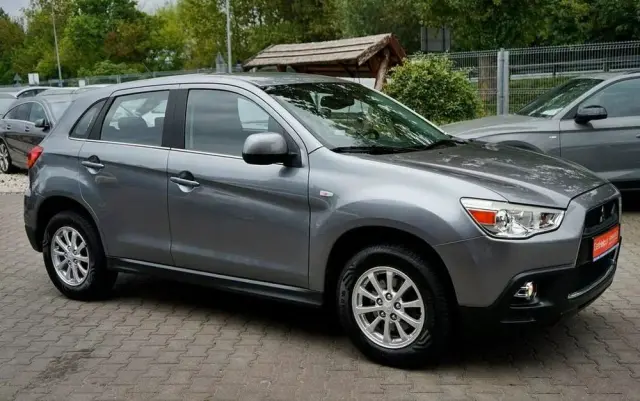 MITSUBISHI ASX 