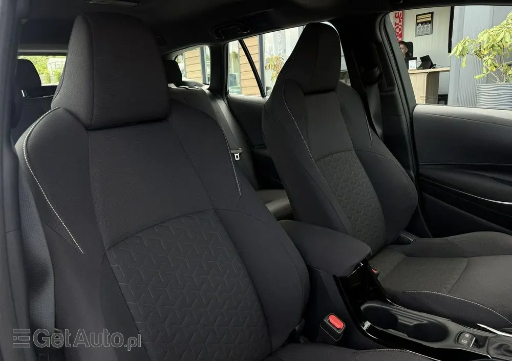 TOYOTA Corolla 1.8 Hybrid Comfort
