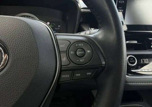 TOYOTA Corolla 1.8 Hybrid Comfort