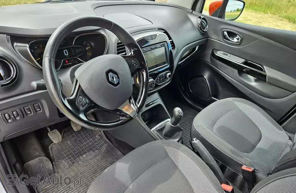 RENAULT Captur 