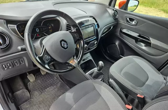 RENAULT Captur 