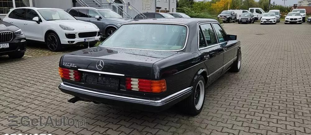 MERCEDES-BENZ 560 SEL - Long 