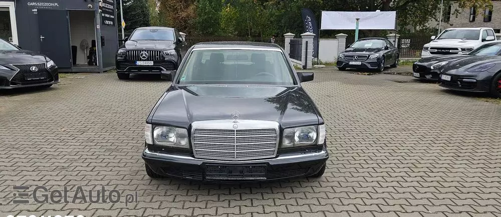 MERCEDES-BENZ 560 SEL - Long 