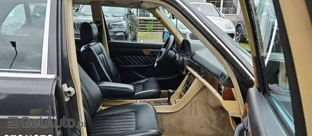 MERCEDES-BENZ 560 SEL - Long 