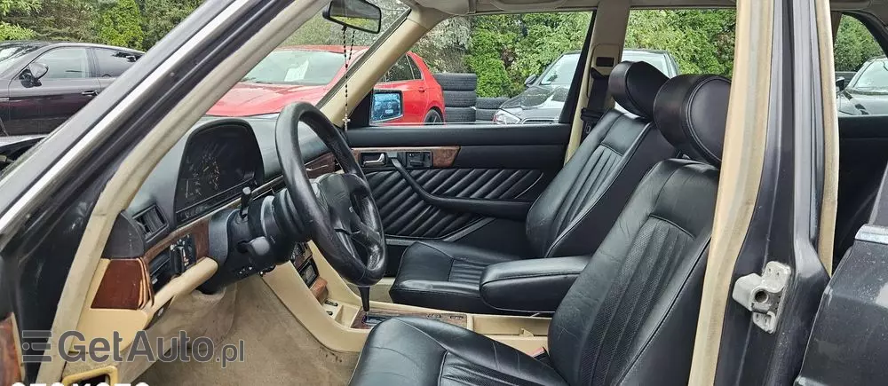 MERCEDES-BENZ 560 SEL - Long 