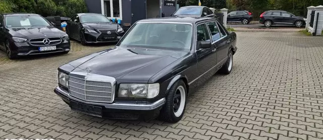 MERCEDES-BENZ 560 SEL - Long 