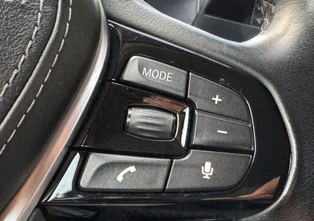 BMW Seria 5 520d xDrive Touring