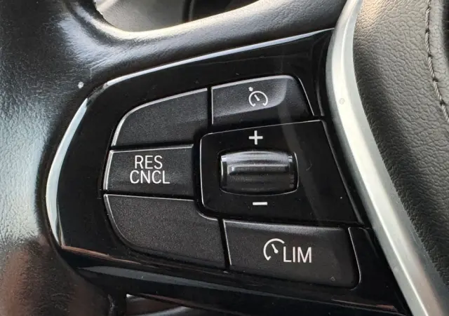 BMW Seria 5 520d xDrive Touring