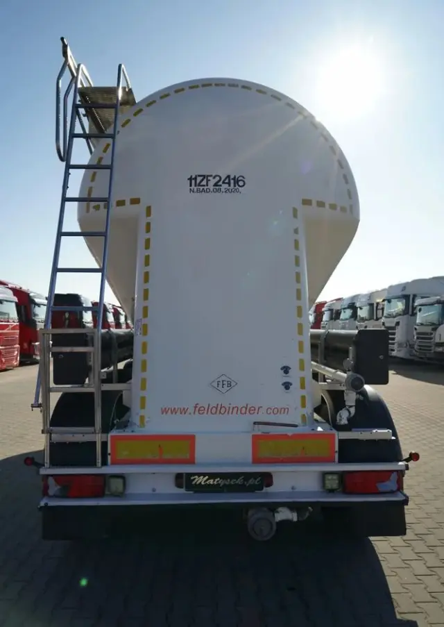 FELDBINDER CEMENTONACZEPA / 3 KOMORY / 37 000 L / SILOS / DO MATERIAŁÓW SYPKICH / OŚ PODNOSZONA / SAF / ALUFELGI 