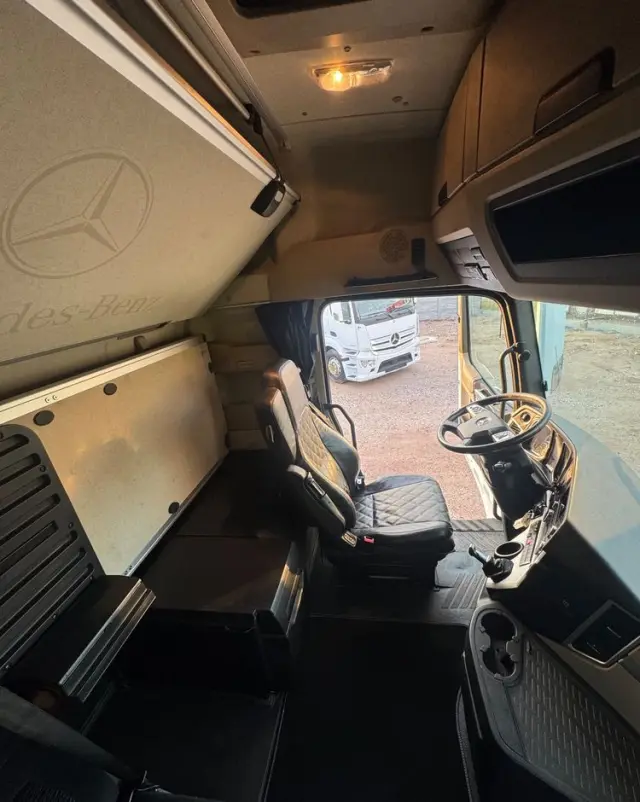 MERCEDES-BENZ ACTROS / 2553 / ACC / E 6 / MP 5 /TIPPER, BDF ,WYWROT / RETARDER/ GIGA SPACE/Niski Przebieg 366 Tys Km! ASO 