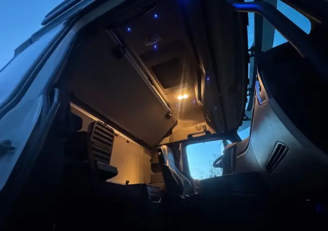 MERCEDES-BENZ ACTROS / 2553 / ACC / E 6 / MP 5 /TIPPER, BDF ,WYWROT / RETARDER/ GIGA SPACE/Niski Przebieg 366 Tys Km! ASO 