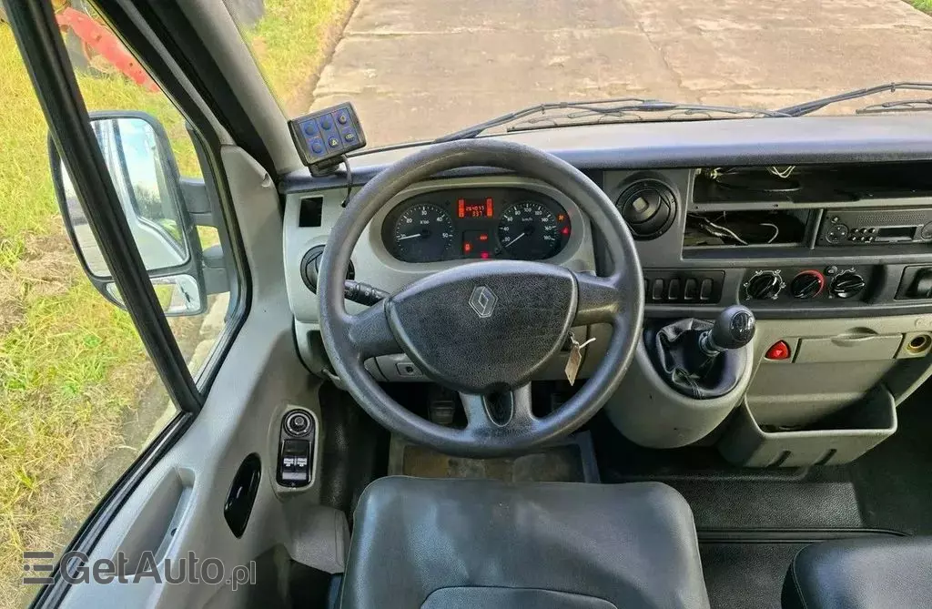 RENAULT Master 