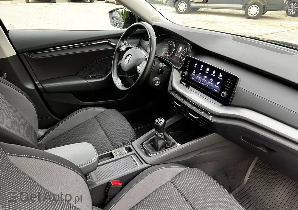 SKODA Octavia 1.5 TSI ACT Ambition