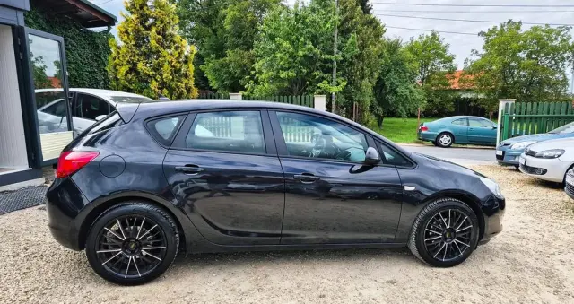 OPEL Astra 1.4 Turbo Sport