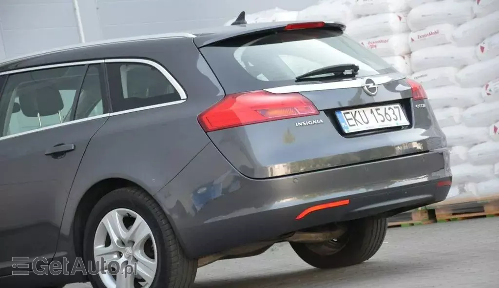 OPEL Insignia 
