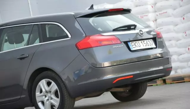 OPEL Insignia 