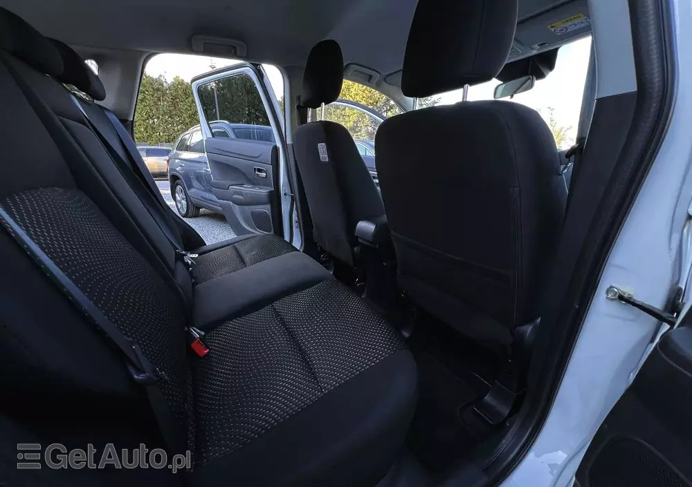 MITSUBISHI ASX 1.6 Invite