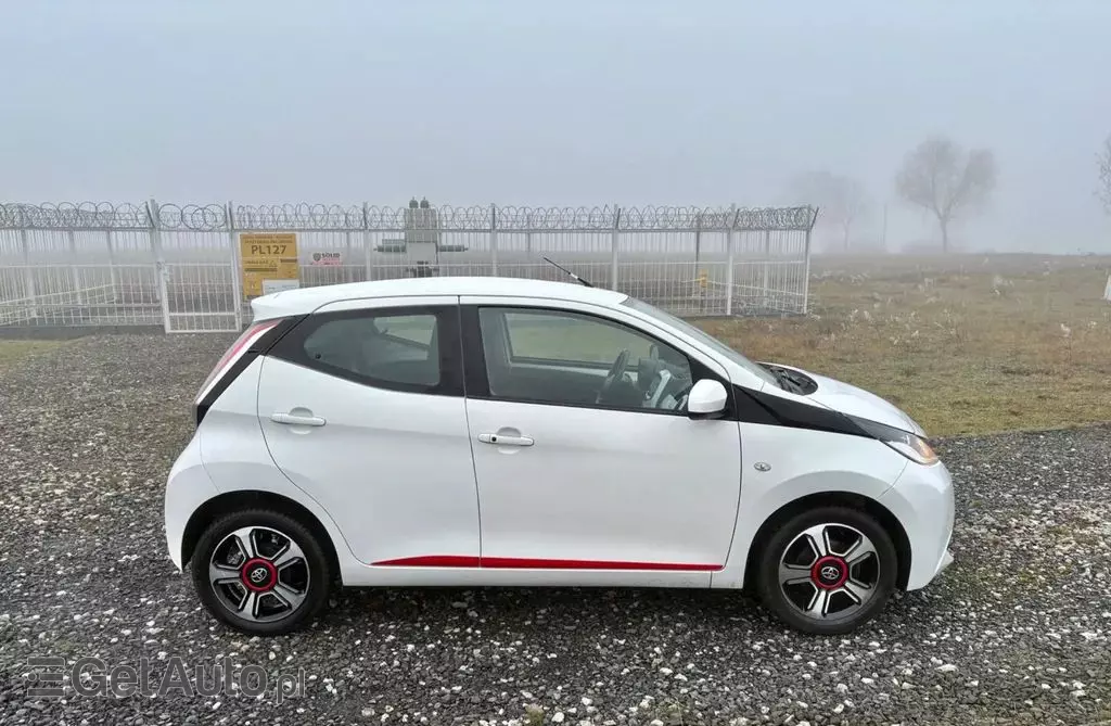 TOYOTA Aygo 