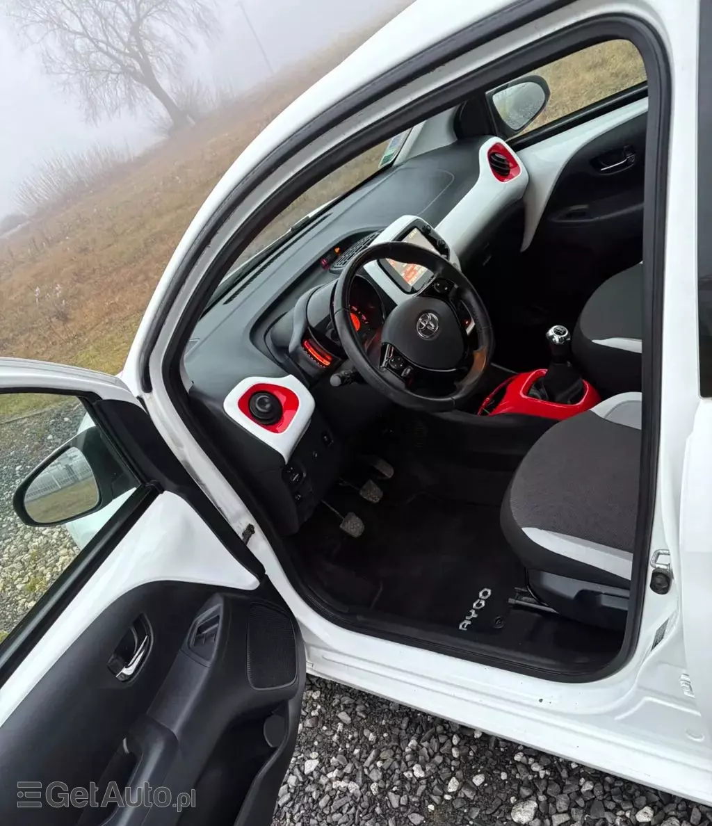 TOYOTA Aygo 