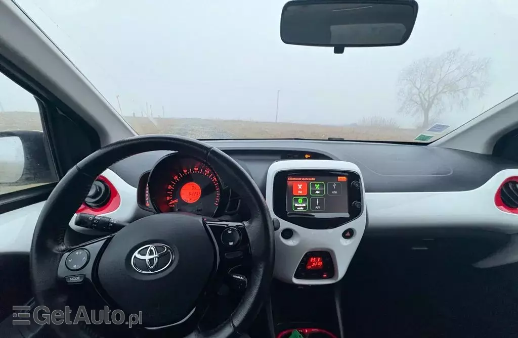 TOYOTA Aygo 