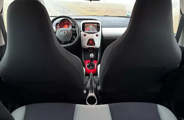 TOYOTA Aygo 