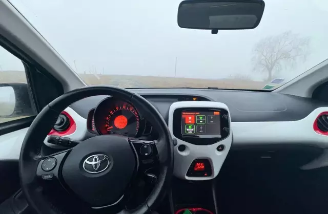 TOYOTA Aygo 
