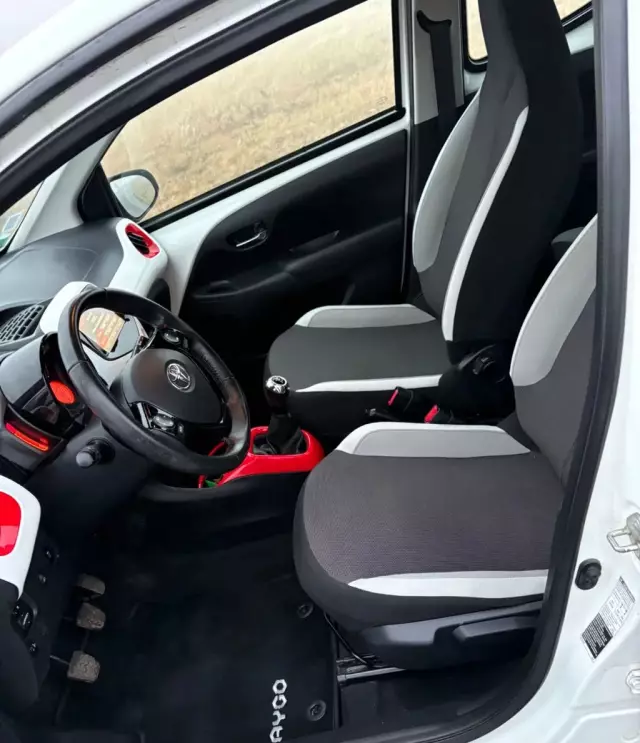 TOYOTA Aygo 