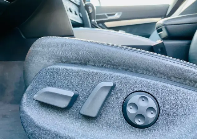 AUDI A6 Avant 2.0 TFSI multitronic