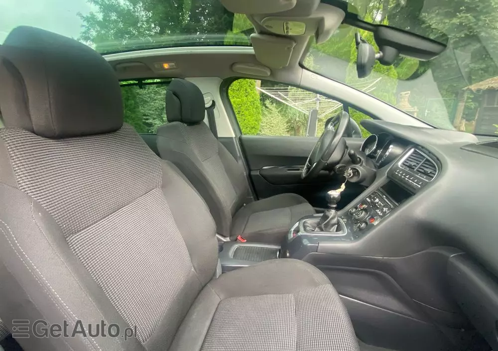 PEUGEOT 5008 HDI FAP 150 Style