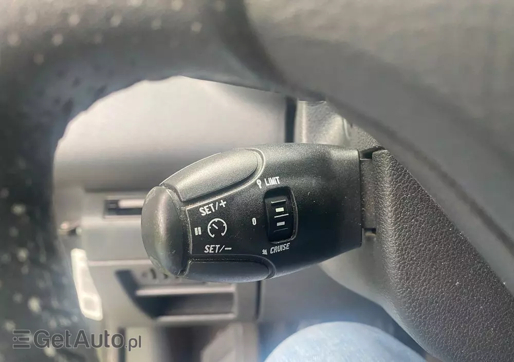 PEUGEOT 5008 HDI FAP 150 Style