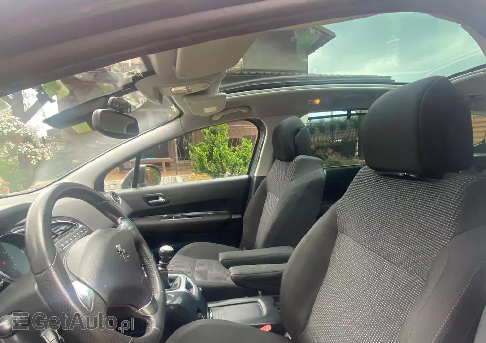 PEUGEOT 5008 HDI FAP 150 Style
