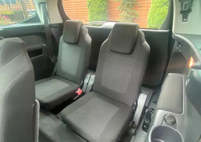 PEUGEOT 5008 HDI FAP 150 Style