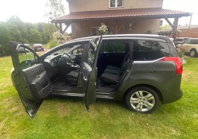 PEUGEOT 5008 HDI FAP 150 Style