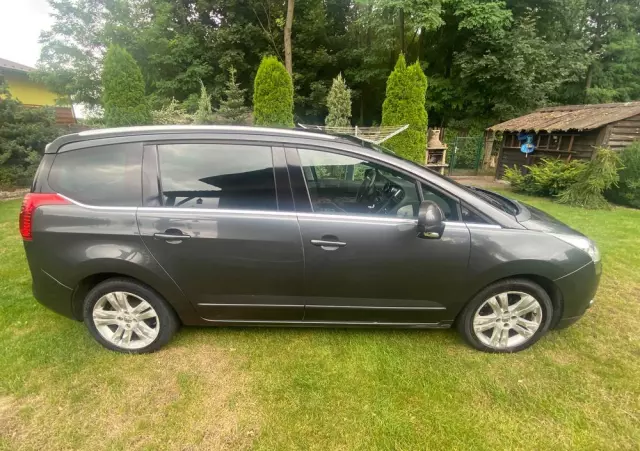 PEUGEOT 5008 HDI FAP 150 Style