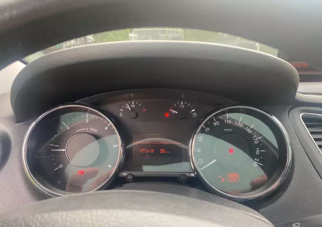 PEUGEOT 5008 HDI FAP 150 Style