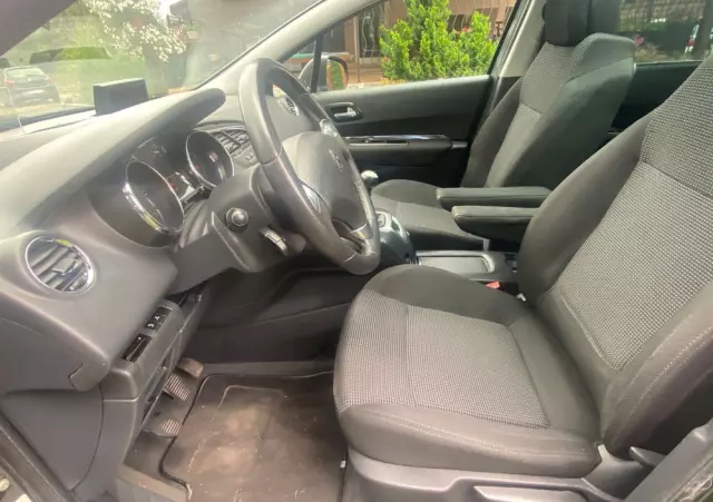 PEUGEOT 5008 HDI FAP 150 Style