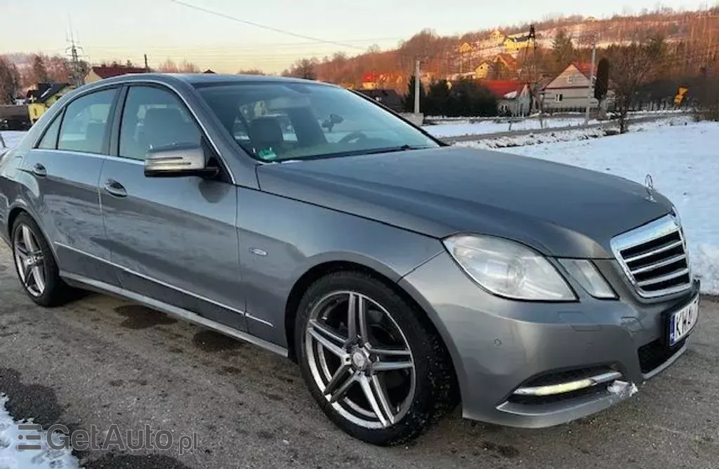 MERCEDES-BENZ Klasa E 