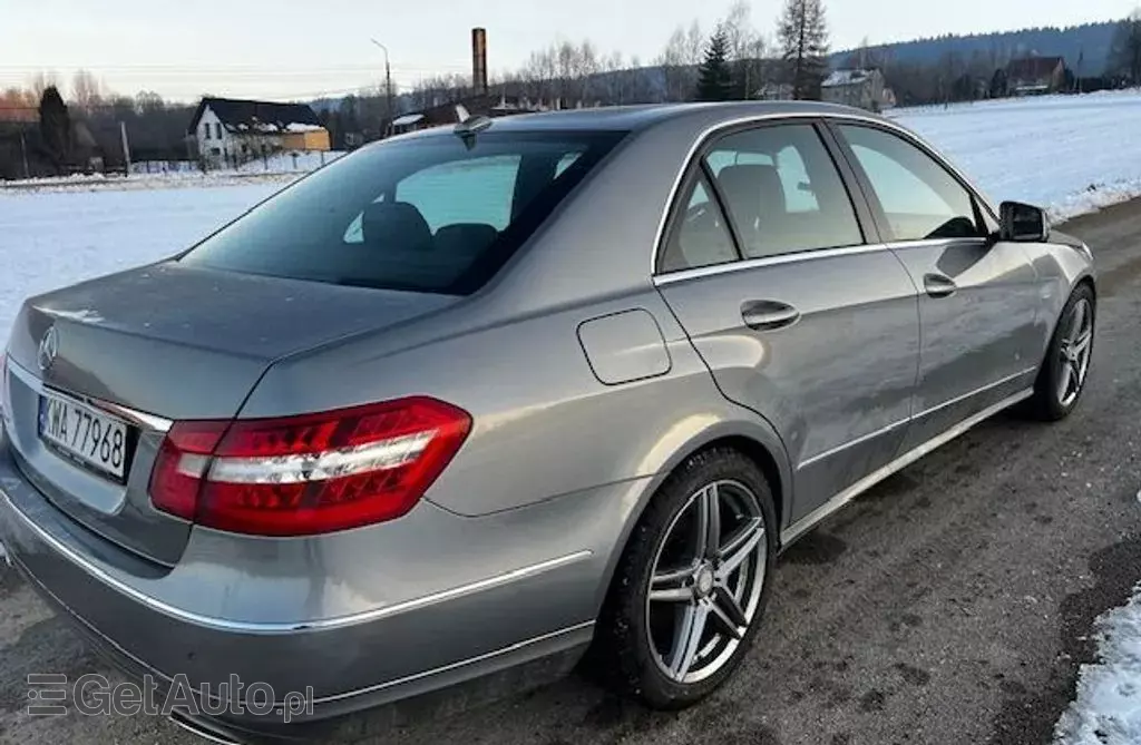 MERCEDES-BENZ Klasa E 
