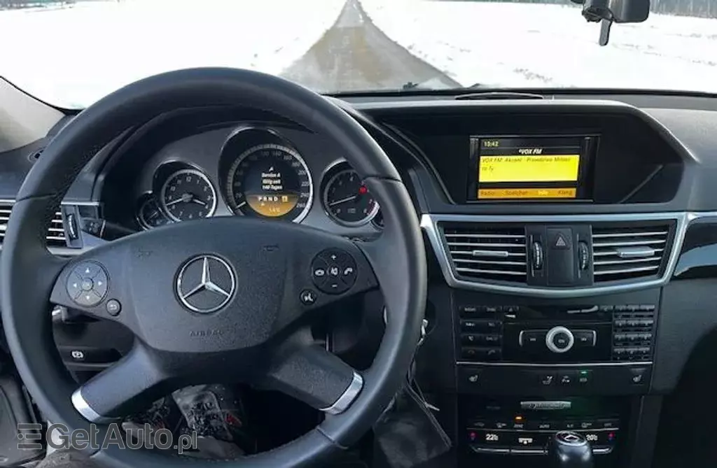 MERCEDES-BENZ Klasa E 