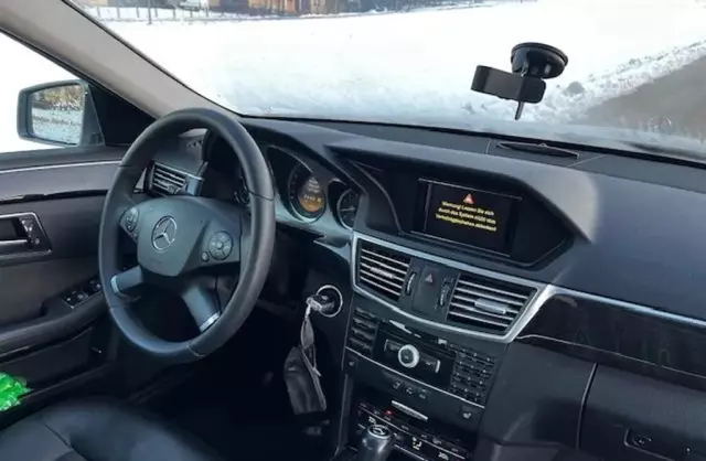 MERCEDES-BENZ Klasa E 