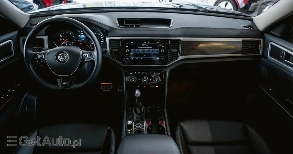 VOLKSWAGEN Atlas 